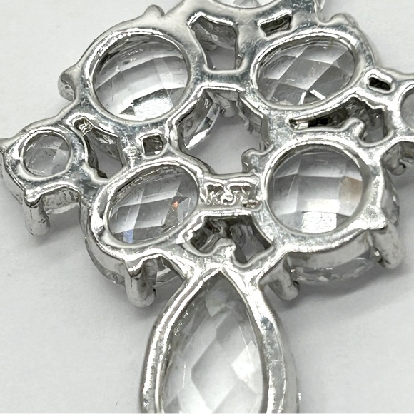 Keneth Jay Lane Crystal Earrings - Picture 4 of 4